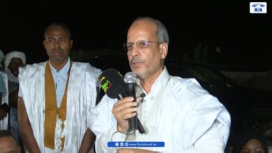 صورة رئيس الحزب يترأس مهرجانا حاشدا بمقاطعة مونكل ويلقي كلمة هامة