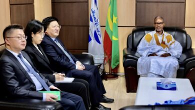 صورة رئيس الحزب يستقبل السفير الصيني المعتمد في بلادنا