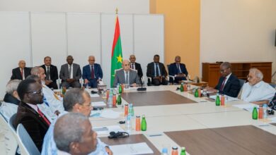 صورة فخامة رئيس الجمهورية يؤكد من القصر الرئاسي التزامه بحوار وطني جامع قائم على التوافق والمصلحة العامة