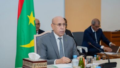 صورة فخامة رئيس الجمهورية يلتقي قيادات من الموالاة والمعارضة في إطار التحضير للحوار الوطني المرتقب