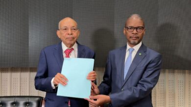 صورة أحزاب الأغلبية الرئاسية والأحزاب الداعمة لرئيس الجمهورية تسلّم ردها على وثيقة الحوار الوطني