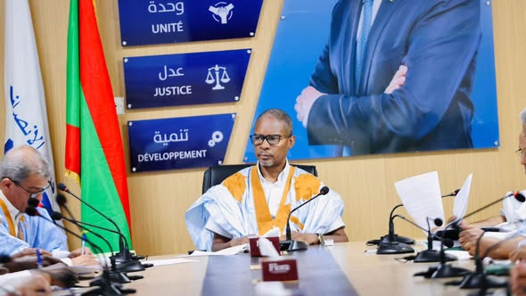 "اجتماع الأحزاب الرئاسية يؤكد على تمسكها بالحوار الوطني"