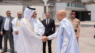 صورة رئيس الجمهورية يصل الدوحة ويقدم التعازي لأمير قطر