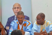 صورة منسق العمل الحزبي بكيدي ماغا يتشاور مع هيئات الحزب ومنتخبي الولاية في نواكشوط حول موعد جولته الميدانية للولاية.