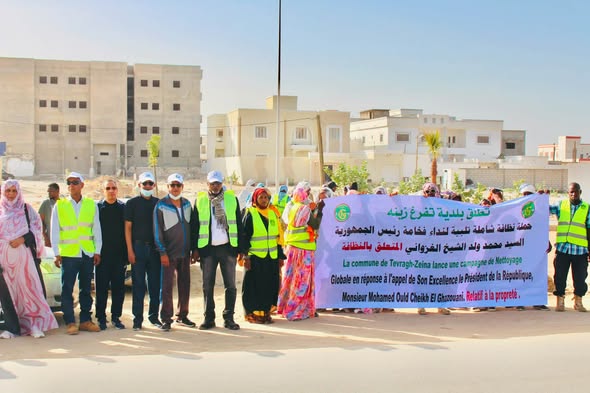 حزب الإنصاف يطلق حملة تطوعية للنظافة تشمل بلديات نواكشوط التسع